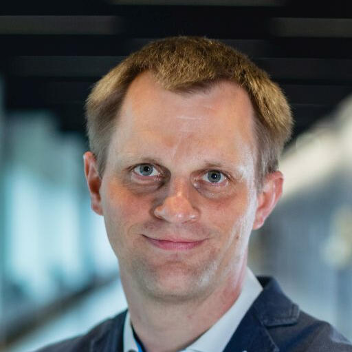 Dr. Dominik Krumm